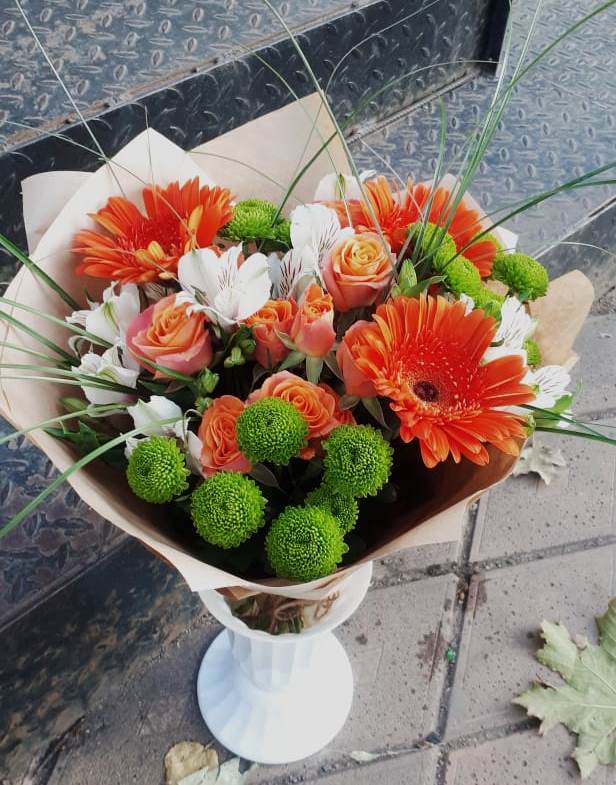 Букет цветов из: Герберы, Хризантемы, Альстромерии и Розы в Смолино