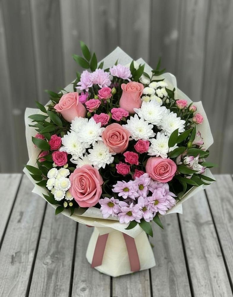 Букет цветов из: Альстромерии, Гвоздики, Розы и Хризантемы в Смолино