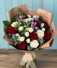 Букет цветов из:  Розы и Альстромерии в Смолино