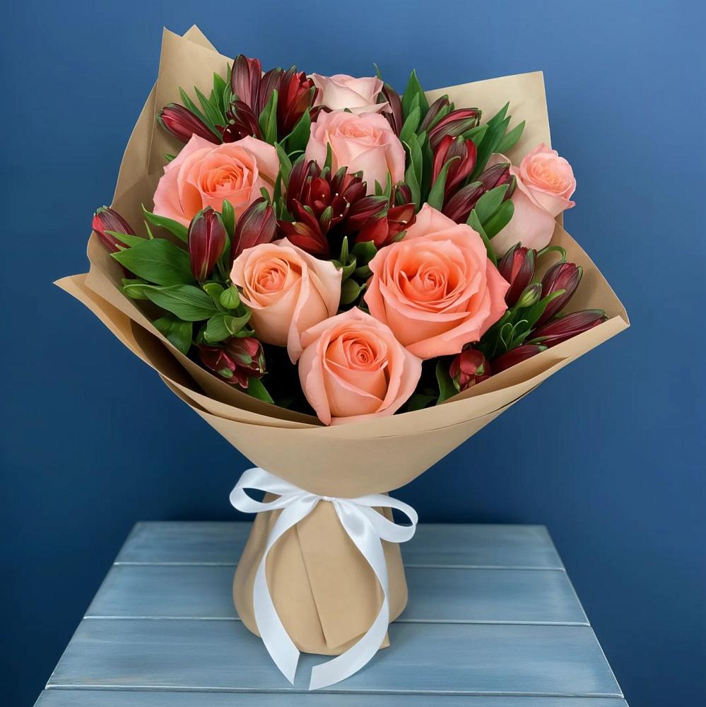 Букет цветов из: Розы и Альстромерии в Смолино