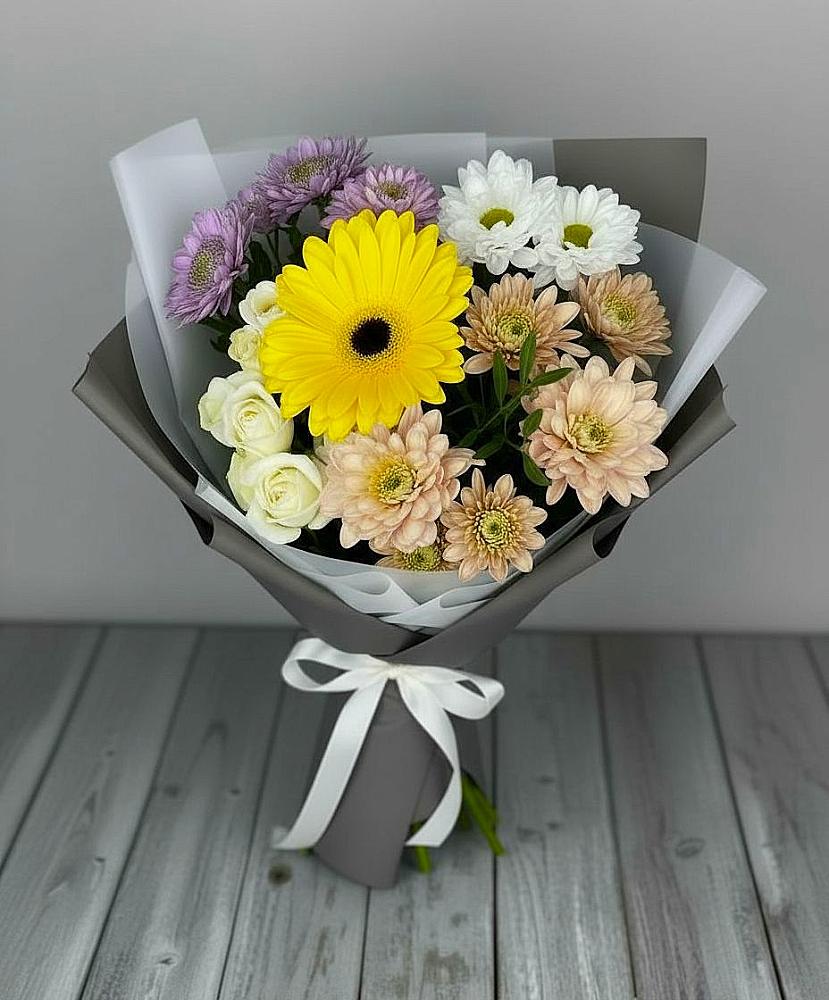 Букет цветов из: Розы, Герберы и Хризантемы в Смолино