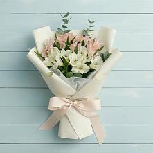 Букет цветов из:  Альстромерии в Смолино