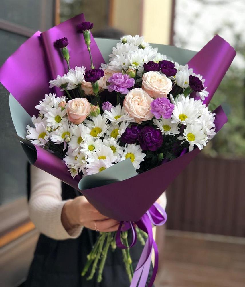 Букет цветов из: Хризантемы, Гвоздики и Розы в Смолино