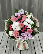 Букет цветов из:  Альстромерии, Гвоздики, Розы и Хризантемы в Смолино