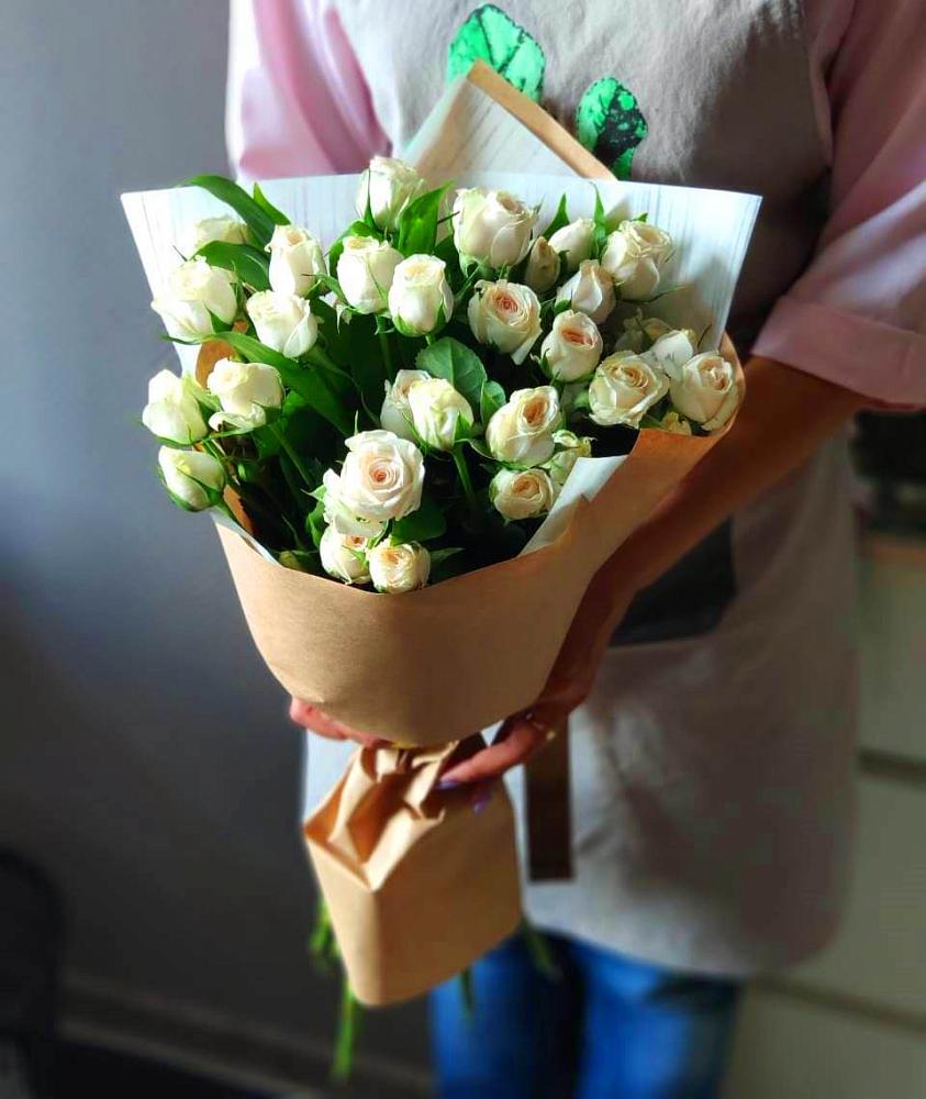Букет цветов из: Розы в Смолино