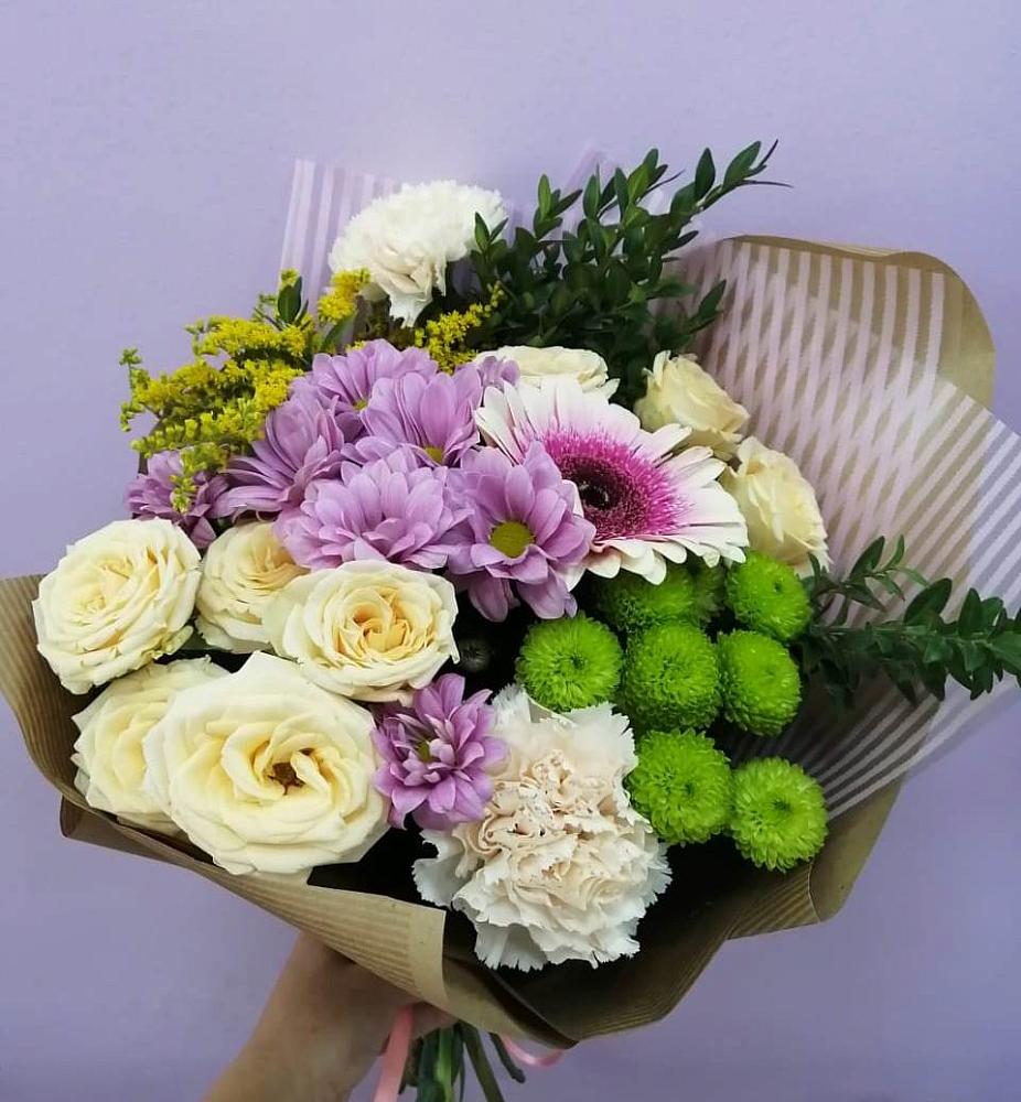 Букет цветов из: Хризантемы, Розы, Гвоздики и Герберы в Смолино