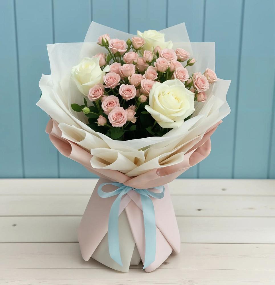 Букет цветов из: Розы в Смолино