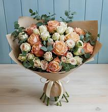 Букет цветов из:  Альстромерии и Розы в Смолино